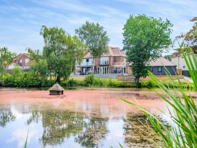 Exterior | Still Waters, Fareham