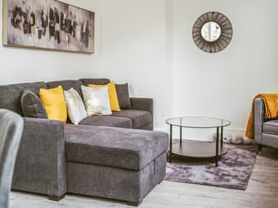 Living area | Apartment 4 - York Riverside Apartments, York