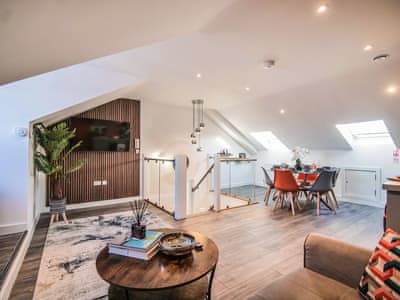 Open plan living space | Apartment 4 - York Crescent Apartments, York