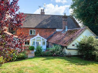 Cottage view from garden | Colbridge Cottage, Docking, near Hunstanton