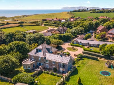 Setting | Dapple Cottage - Brook Farmhouse Cottages, Brook, near Brighstone