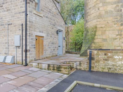 Exterior | Weaver’s Snug, Haworth
