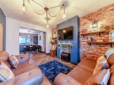 Living room | Smuggler’s Cove, Amble