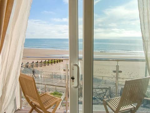 View | Chwerthin Y Mor Beach House, Aberdovey