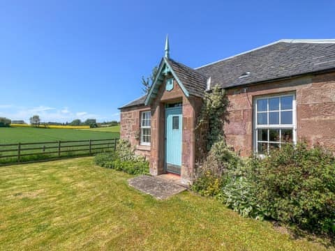 Exterior | Strathisla Farm Cottages- Osprey Cottage - Strathisla Farm Cottages, Meigle