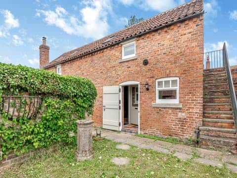 Exterior | The Stables Cottage - The Rookery, Hemingby