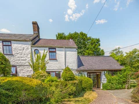 Exterior | The Farmhouse - Pen y Bryn Farm and Holiday Cottages, Betws Yn Rhos