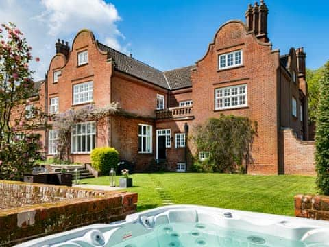 Exterior | Middle Wing - Gresham Hall Estate, Gresham, near Sheringham