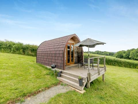 Exterior | Pod One - Darnells Luxury Glamping, Ross-on-Wye