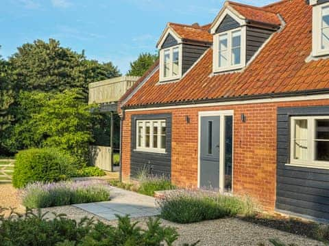 Attractive holiday home | Meadow View, North Walsham