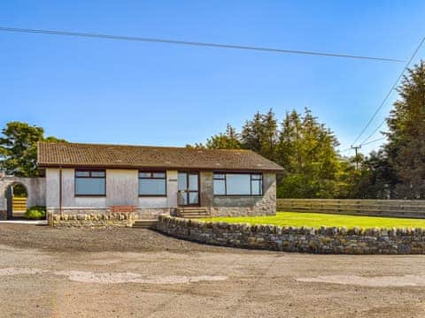 Exterior | Lowesmuir Cottage, New Cumnock