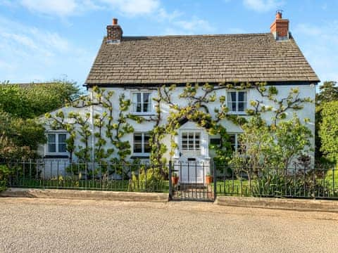 Exterior | Vine Cottage, Helston