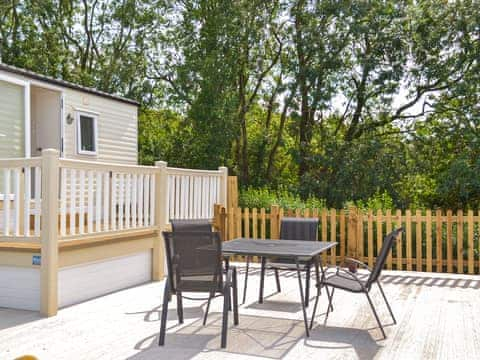 Decking | Hillcrest Caravan - Hill Crest Lodges, Hemswell, near Market Rasen