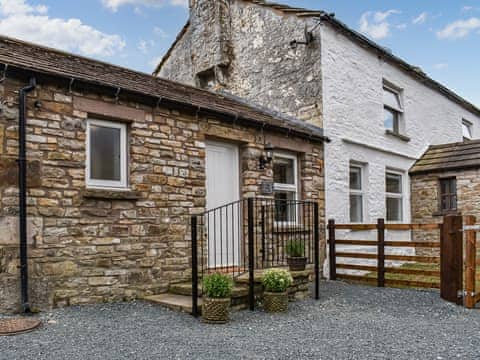 Exterior | Ivy Cottage, Dent, near Sedbergh