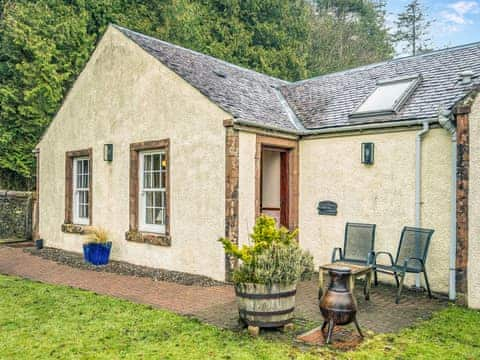 Exterior | Colin&rsquo;s Cottage - Mains Cottages, Carradale, near Campbeltown