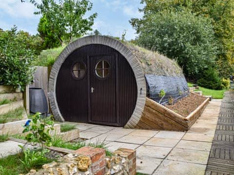 Exterior | The Hobbit House, Hastingleigh, near Ashford