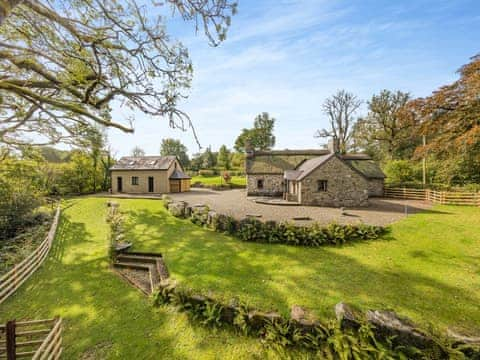 Exterior | Penpompren, Blaenpennal, near Aberystwyth