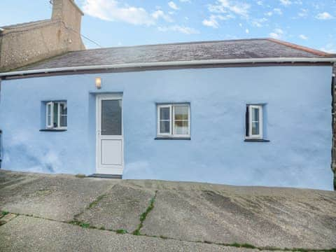 Exterior | Ty Canol, Rhiw, near Aberdaron