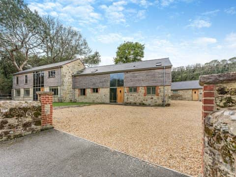 Exterior | Property 3 - Rew Farm Barns, Ventnor