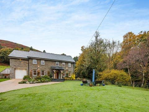 Exterior | Ty-Olaf, LLanymawddwy, near Machynlleth