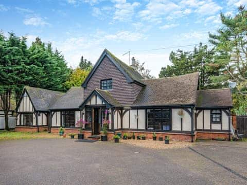 Exterior | Gardeners Cottage, Brentwood