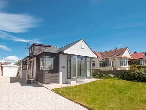 Sound of the Sea (Swn y Mor), Rhosneigr