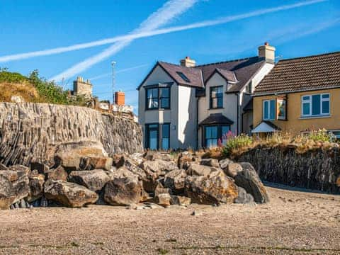 Llygaid-yr-Haul at Parrog Point, Newport, Pembrokeshire Coast