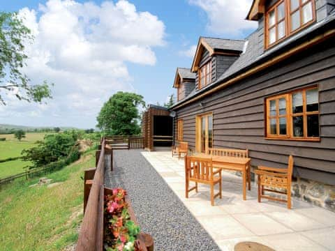 Llwyn Coppa Barn - Newton Holiday Cottages, Adfa, near Newtown