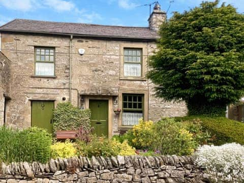 Exterior | Spoutscroft Cottage, Austwick, near Settle