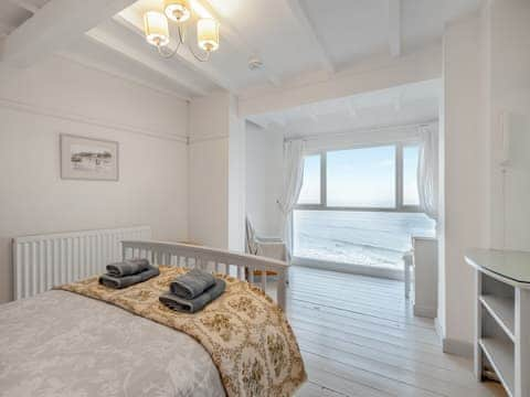 Double bedroom | Manderley, Sheringham