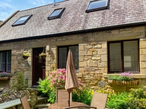 Charming stone-built cottage | The Old Forge, Alnwick