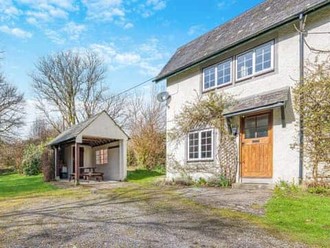 Exterior | Little Meadow, Hexworthy, near Yelverton