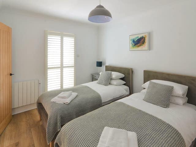 Twin bedroom | Lobster Pot, St Mawes