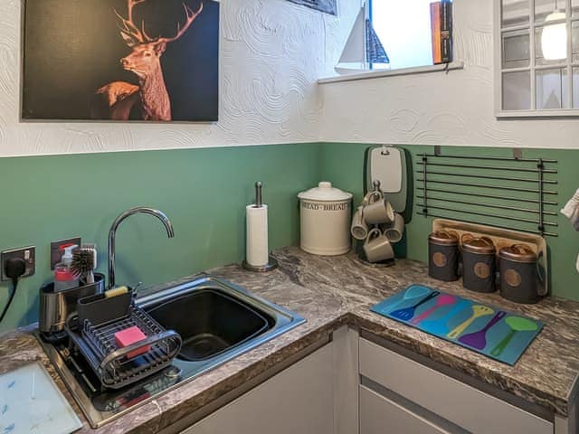 Kitchen | Corner Cottage - Brackenthwaite Holidays, Arnside and Silverdale