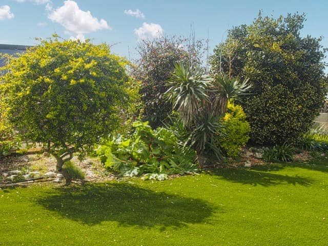 Garden | Seagull Cottage, Pagham, near Bognor Regis