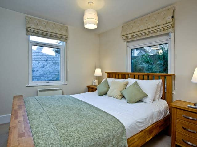 Double bedroom | Woodbine House, Kingswear, near Dartmouth