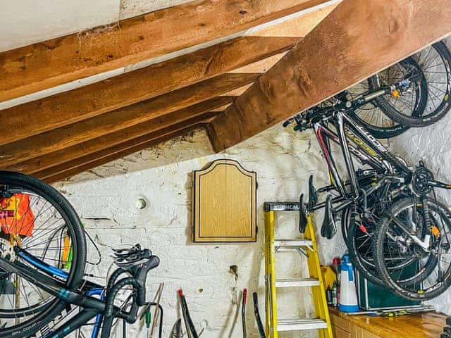 Secure bike store | Wood View - Newlands Lodges, Scarborough