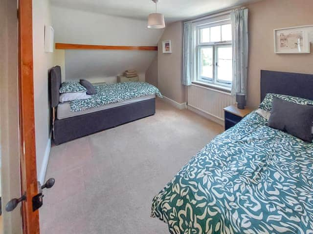 Twin bedroom | Framingham, Hayling Island