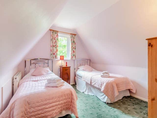 Twin bedroom | Bryanstown Annexe, Woodbridge