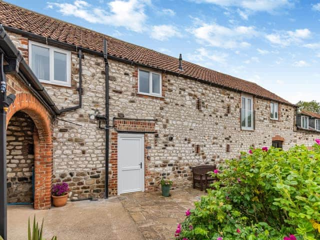 Exterior | The Granary - Grange Farm Cottages, Sewerby, near Bridlington