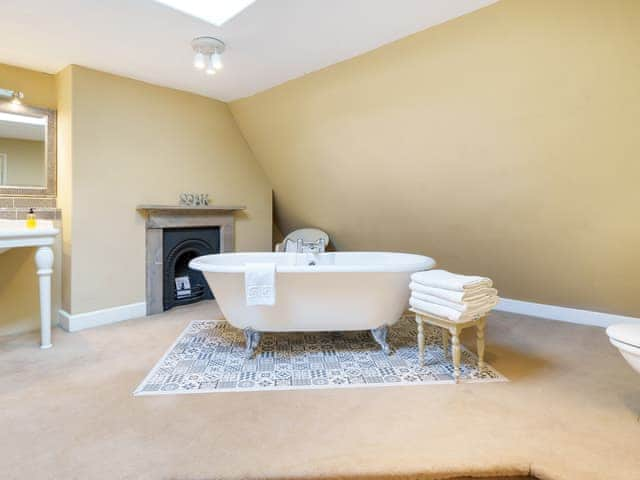 Bathroom | White Moss, The Terrace - The Terrace, Windermere