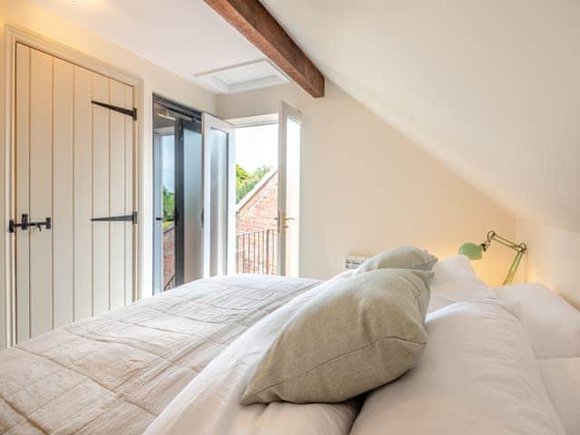 Double bedroom | The Stables Cottage - The Rookery, Hemingby