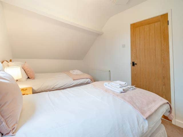 Twin bedroom | Harvest - Grange Farm Cottages, Sewerby, near Bridlington