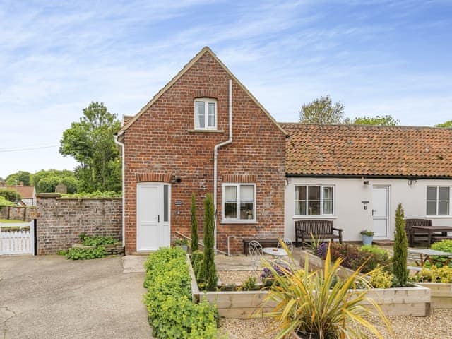 Exterior | Harvest - Grange Farm Cottages, Sewerby, near Bridlington