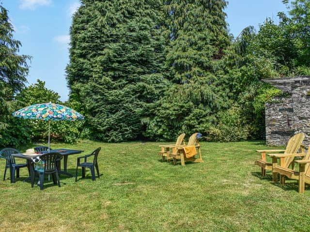 Garden | Poundhouse - Lanwithan Cottages, Lostwithiel