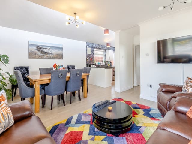 Living room/dining room | Mae’s Lodge, Birchington-on-Sea, near Margate