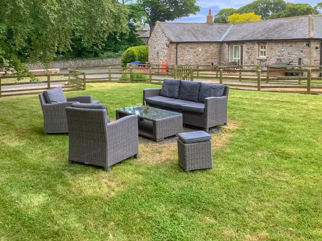 Sitting-out-area | Cloggy Nook, Tughall Steads near Beadnell