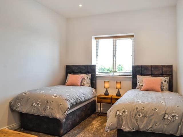 Twin bedroom | Fell View Cottage - Old View Holidays, Carlisle