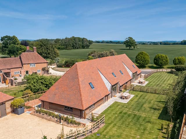 Exterior | Hatchers Barn - Fishers Farm Barns, Shefford Woodlands Near Hungerford