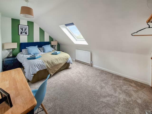 Double bedroom | No. 2 Badger Sett - Middle of Nowhere, Great Witchingham